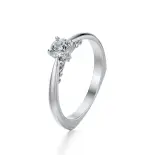 Pierścionek z białego złota z diamentem AJPZ_074